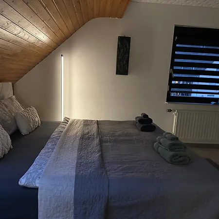 Apartman Blick Auf Den Rhein Kestert